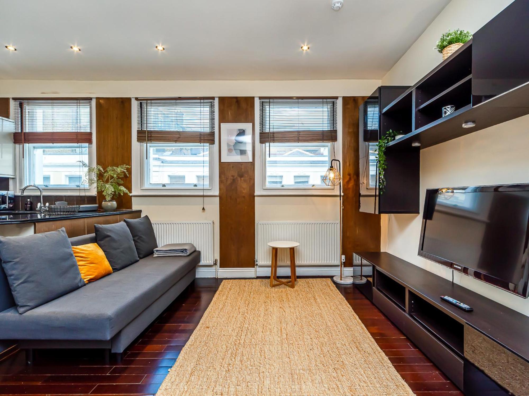 Pass The Keys West End Apartment Near Tottenham Court Road Лондон Екстер'єр фото